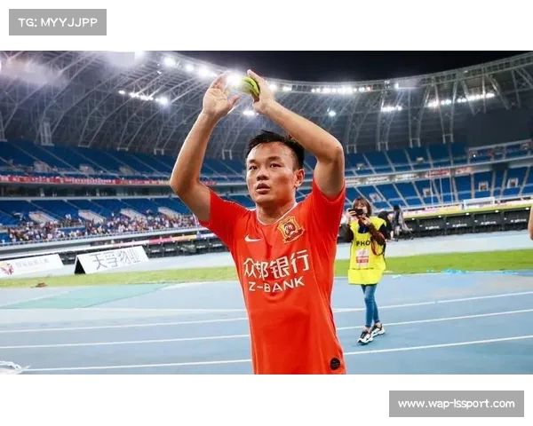 中国男足留洋球员全景分析与全球影响力探讨 中国男足留洋球员全景分析与全球影响力探讨